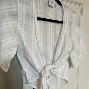 Princess Polly Tie-Front Linen Crop Top